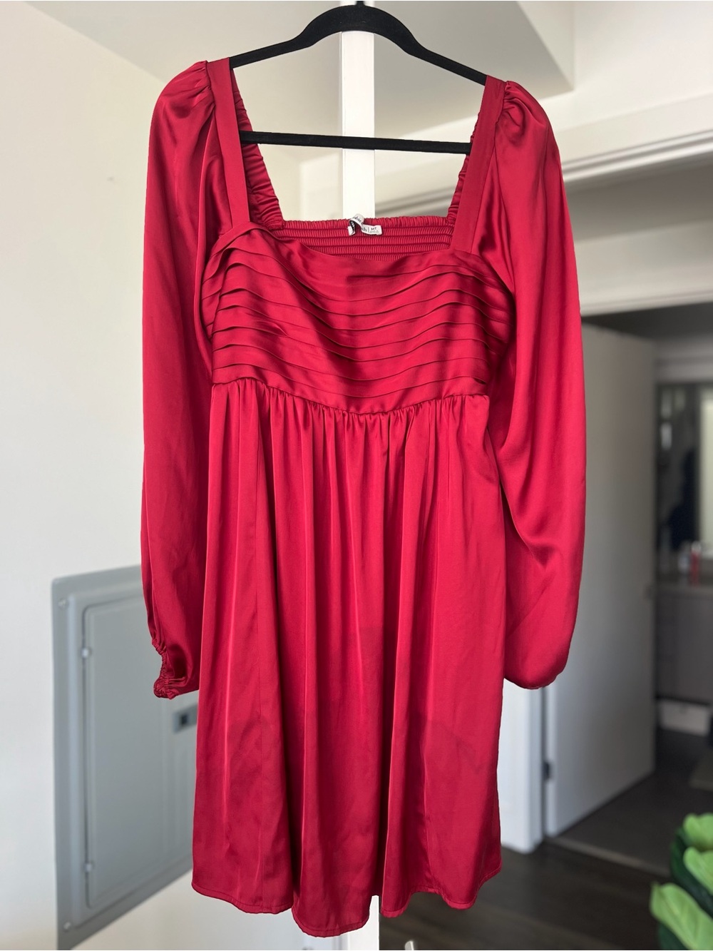 Abercrombie & Fitch Satin Long Sleeve Emerson Dress Red Size Medium Tall